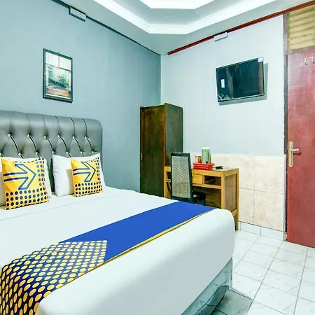 SPOT ON 2690 Hotel Tampan-3